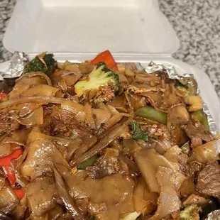 Drunken Noodles Pad Kee Mow