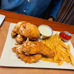 Hand breaded Chicken Tenderloin Platter