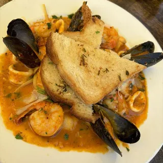 Spicy Seafood Pasta