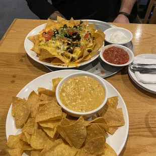 Queso and nachos