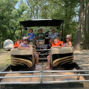 Took eight family members on a fantastic outing on the Platte River!