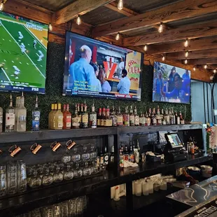 Stingers Bar & Grill