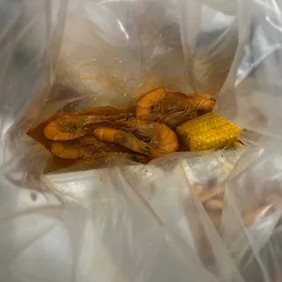 Supposedly 2lbs. Cant blame the driver, the bag is clean obviously the driver didn&apos;t scoop anything out