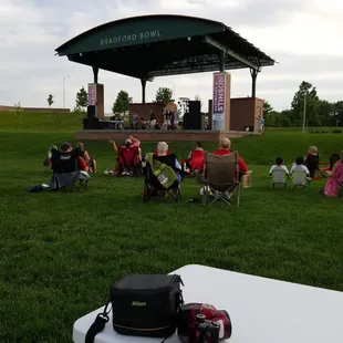 Finest Hour playing.