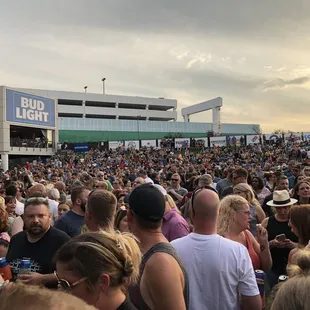 Bush, Our Lady Peace, Live