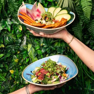 Avocado Hummus and Sesame Crusted Ahi Tuna Salad