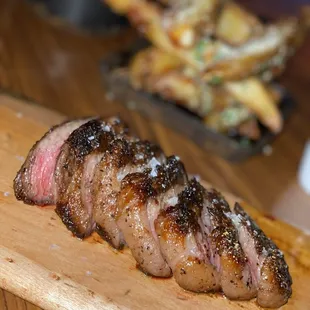 Waygu steak with truffle wedges