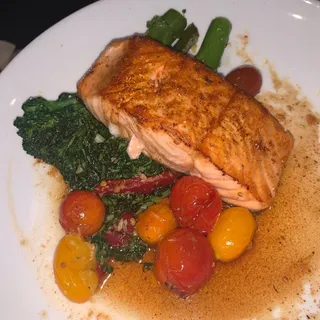 Maple Rubbed Salmon*