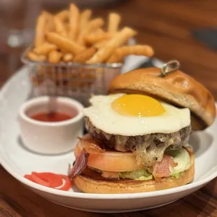 We came for their weekend brunch special $9.90 wagyu burger that comes with fried egg and bacon.