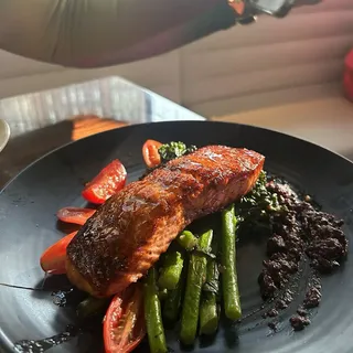 Maple Rubbed Salmon*