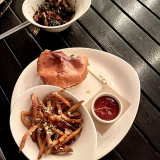 FALAFEL BURGER