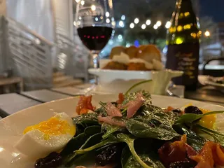 Avanti Restaurant