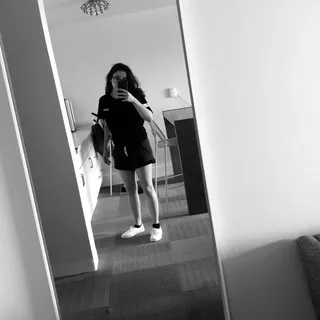 Hilla B.