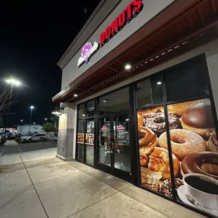 So mad says it&apos;s open till 8 showed up at 7:22 and it&apos;s closed