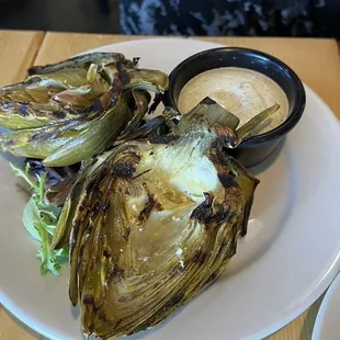 Grilled artichoke