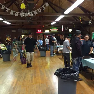 The crowd enjoying appetizers and no host cocktails.