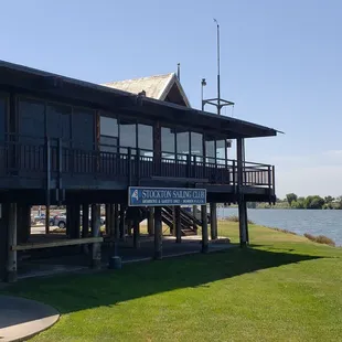 The beautiful clubhouse.