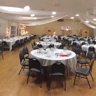 The aftermath of a fabulous crab feed.  3/18/16
