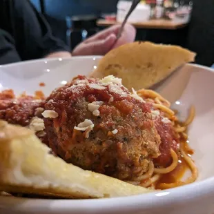 Spaghetti and meatballs