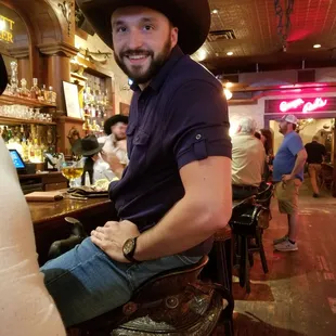Hotel Bar
