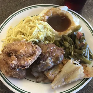 chicken wings and fried chicken, food