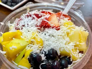 Gigis Ice Cream & Cafe