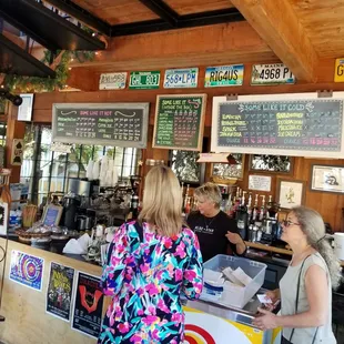 Bill Lewis of Cooper City, Florida, checking out Stompin Grounds Coffee in LaConner, Washington.