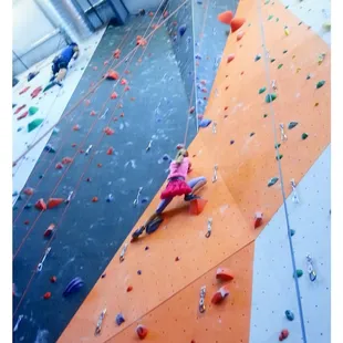 Pretty, pretty sport climbing