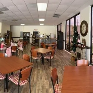 Pano shot of interior