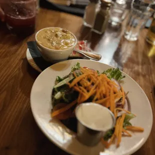 Stone Cliff Smoked Salmon Chowder