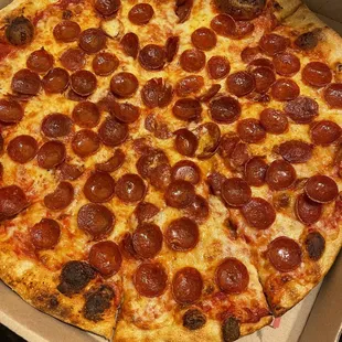 16&quot; pizza with double pepperoni