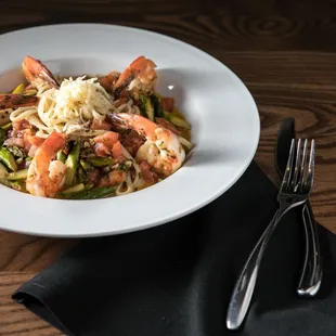 Grilled Shrimp &amp; Linguine Pasta