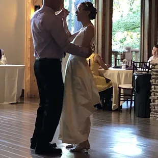 Large picture windows and tall ceilings made a beautiful backdrop for a picturesque country wedding.