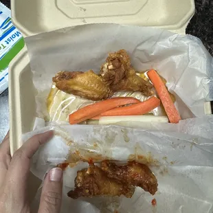 food, fried chicken, fried chicken wings, chicken wings and fried chicken, chicken wings, bbq wings, chicken, poultry, bbq chicken