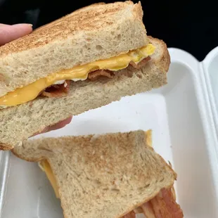 Breakfast sandwich