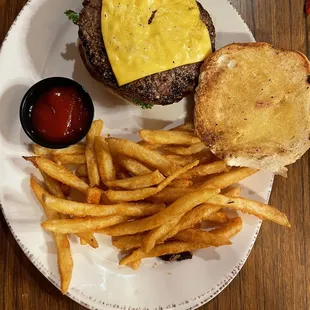 Delicious JUICY cheeseburger my husband got with beer battered fries.  That was yummm too, my husband let me try a bite and it was yummm.