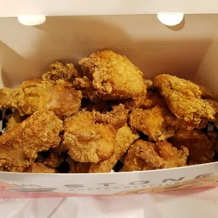 Fried chicken (12 pieces) for takeout