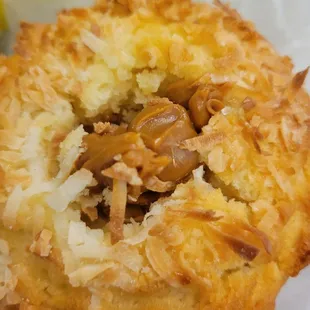 Caramel coconut muffin, delish!