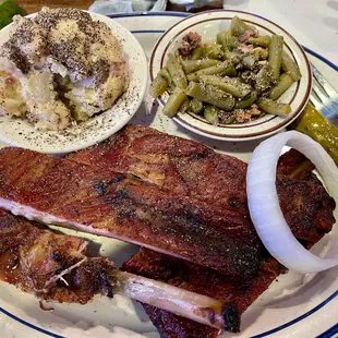 BBQ ribs, Stone Mill potatoes and green beans [I like pepper]