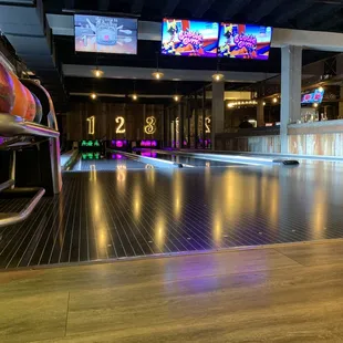 Bowling lanes