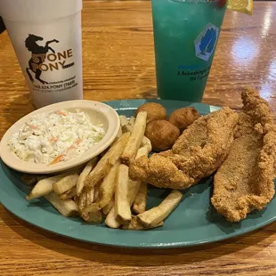 Catfish Platter  Drink: Seabiscuit
