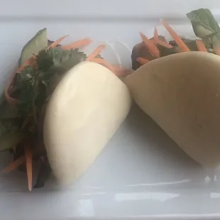 Auto-Bahn Mi Steamed Buns