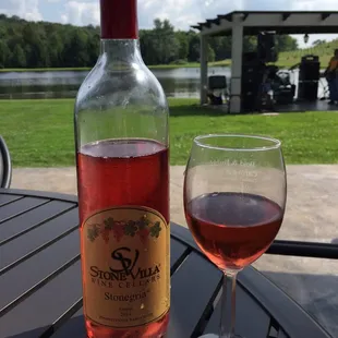 Stonegria wine