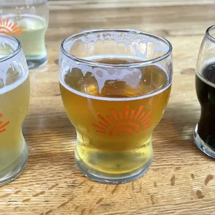 Beer flight: Havanah, Classico. Brewers Select