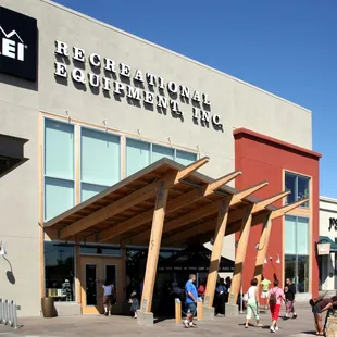 REI at Stonecreek Village
