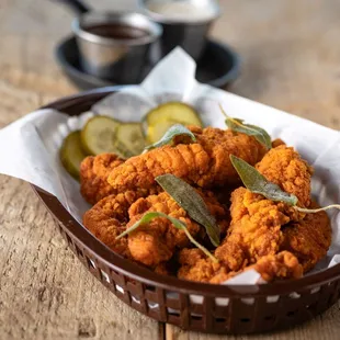 chicken, poultry, chicken wings, chicken wings and fried chicken, bbq chicken, bbq wings, fried chicken wings, fried chicken, food