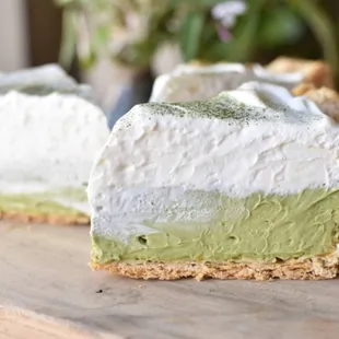 Matcha cream pie