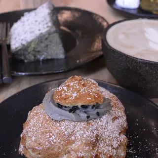 TO Black Sesame Cream Puff