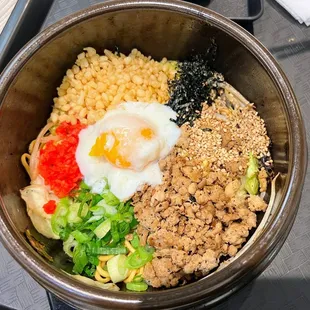 ramen and noodles, food