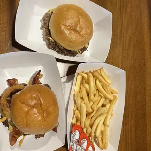 Stoner Burger, Hot Dab Burger &amp; Fries